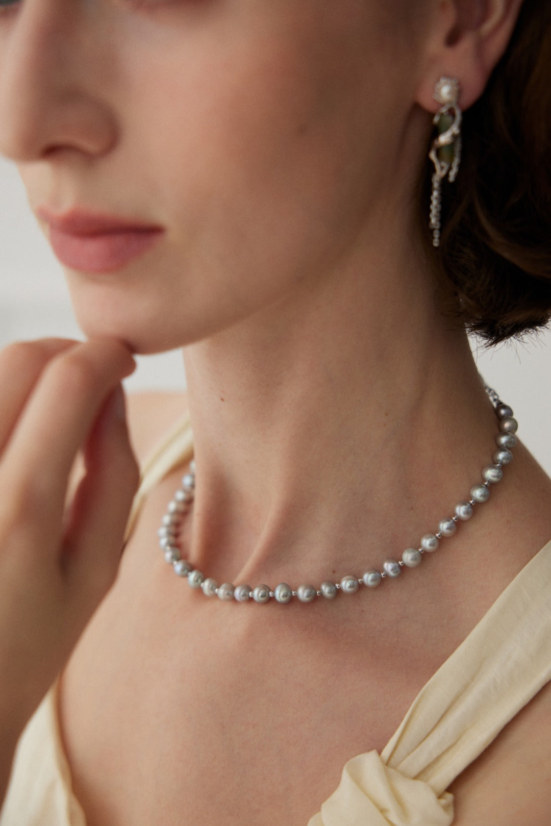 Elegant necklace crafted from high-quality 925 silver and finished in white gold, featuring a lustrous natural pearl approximately 6.3mm in size. The chain length is 37cm with a 7cm extension, allowing for an adjustable fit suitable for any occasion.